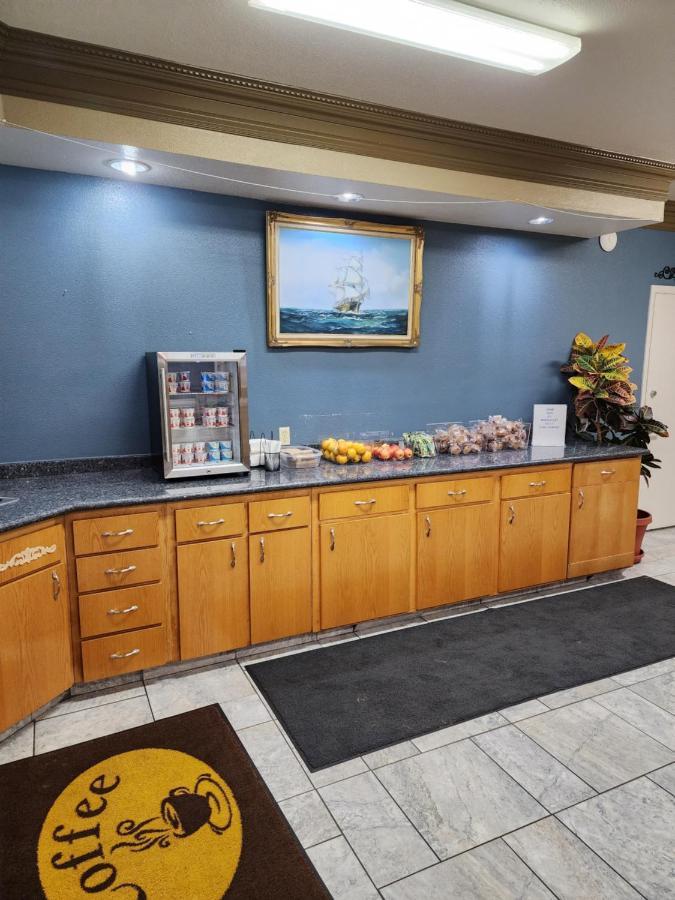 Anchor Beach Inn Crescent City Dış mekan fotoğraf